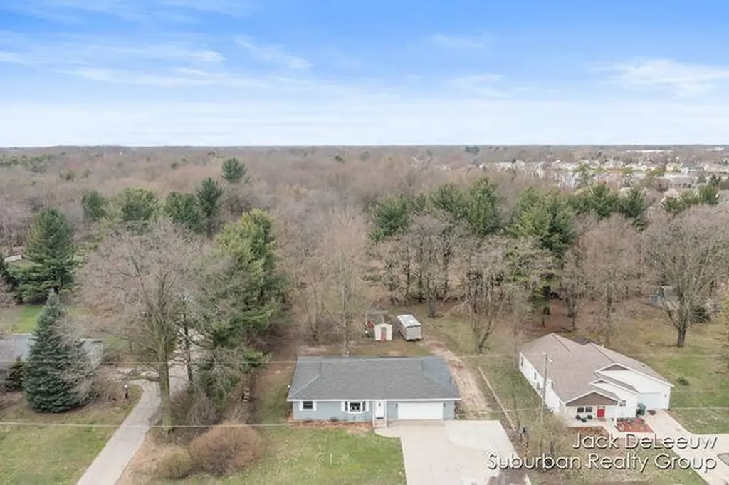 2653 Beeline Road Holland Charter Township MI 49424