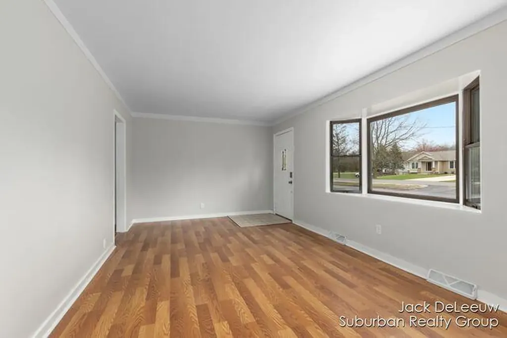 2653 Beeline Road Holland Charter Township MI 49424