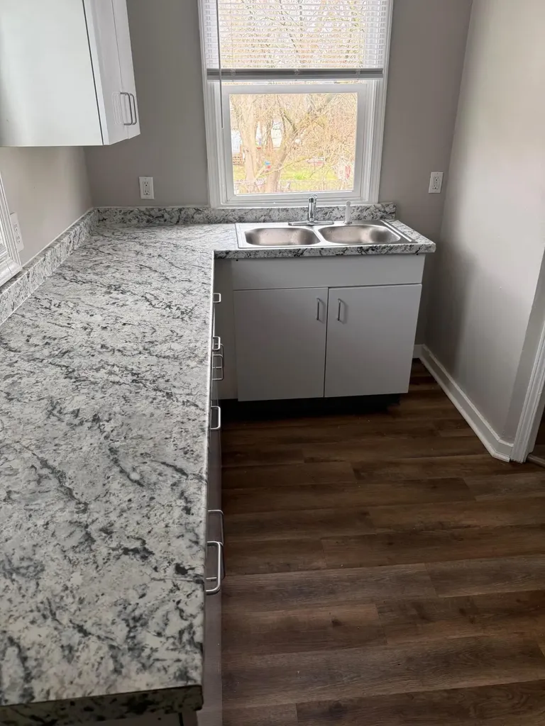 819 10th Street NW Grand Rapids City MI 49504