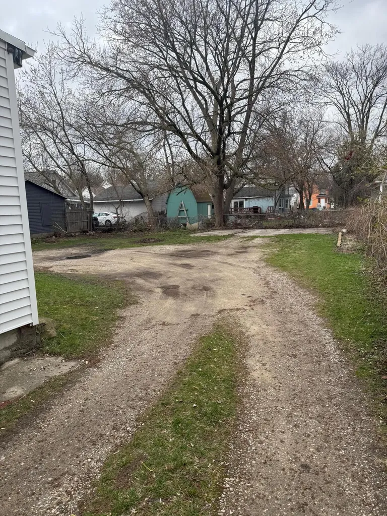 819 10th Street NW Grand Rapids City MI 49504