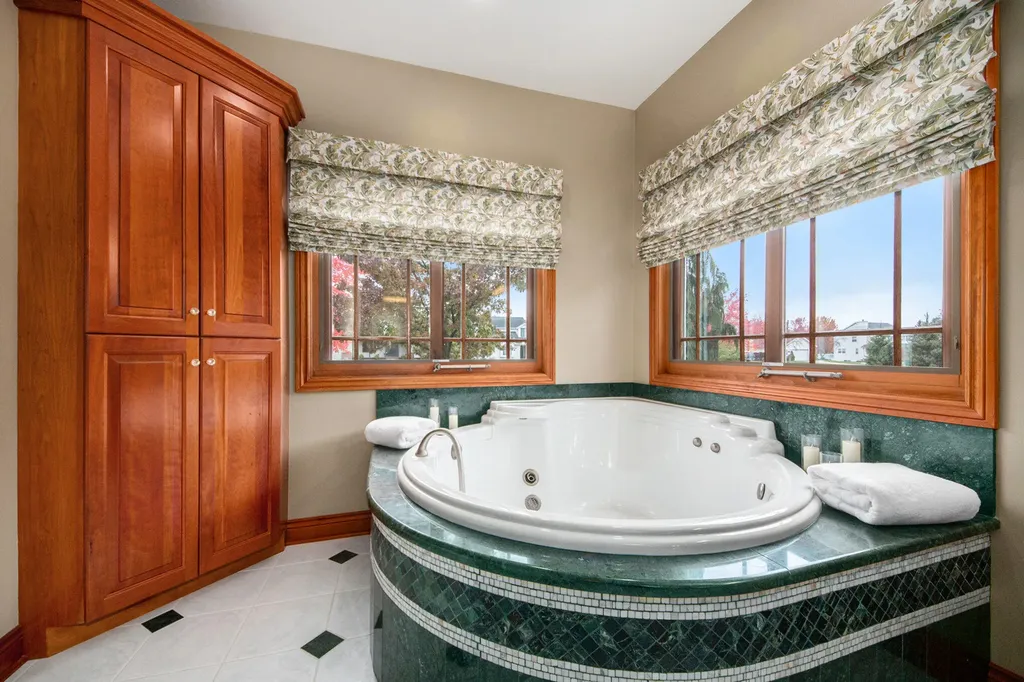 8614 24th Avenue Georgetown Charter Township MI 49428