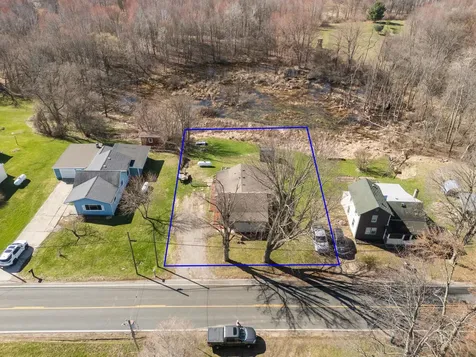517 W Fenwick Road Unknown City MI 48834