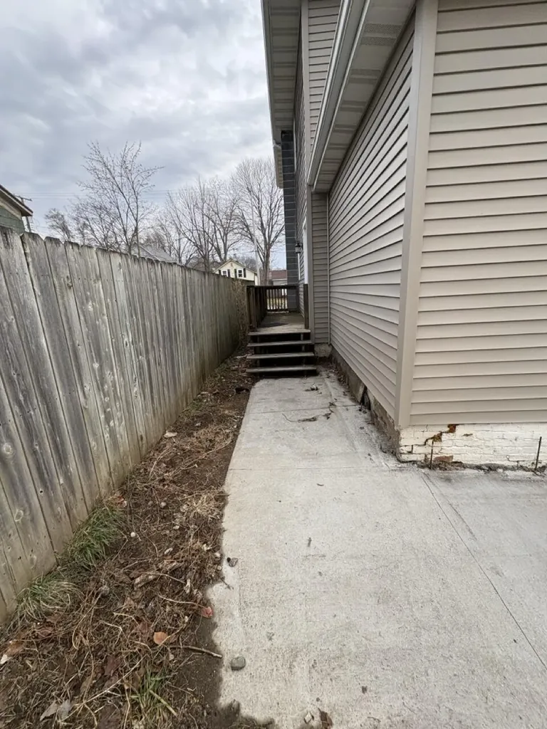 258 E Adams Street Ionia City MI 48846