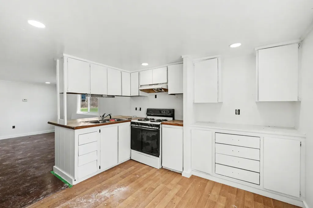 5459 Coan Street NE Nelson Township MI 49343
