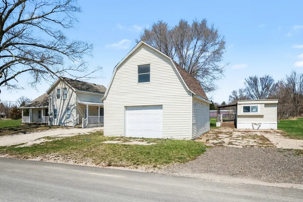 5459 Coan Street NE Nelson Township MI 49343