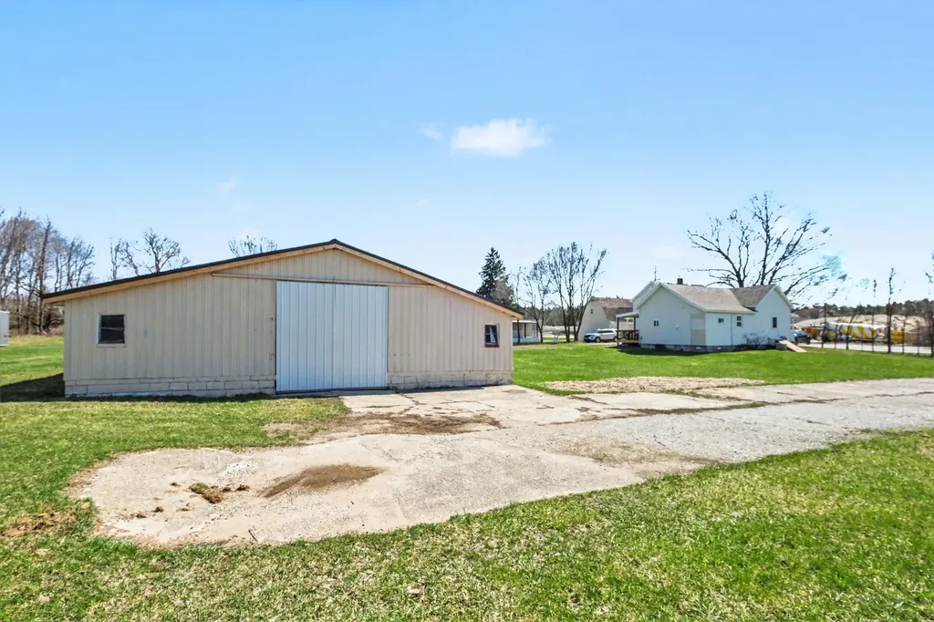 5459 Coan Street NE Nelson Township MI 49343