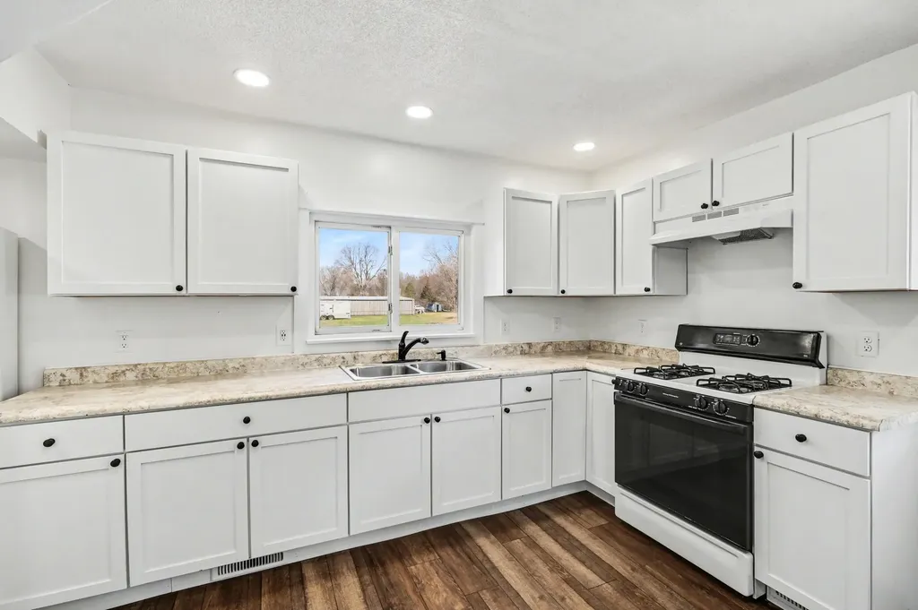 5459 Coan Street NE Nelson Township MI 49343