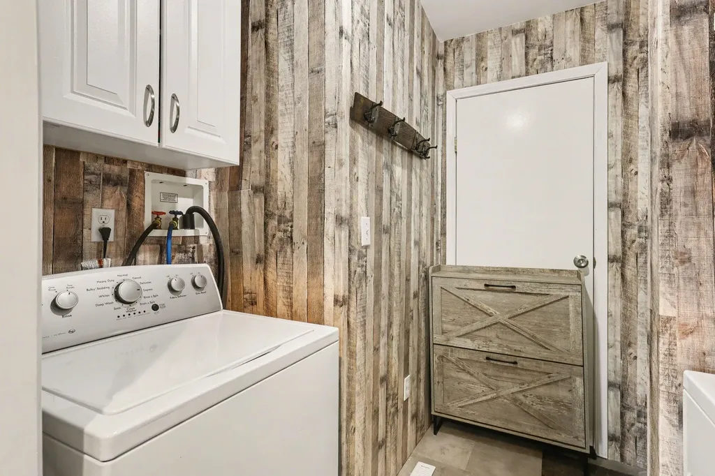 4595 Quebec Avenue SW Wyoming City MI 49519