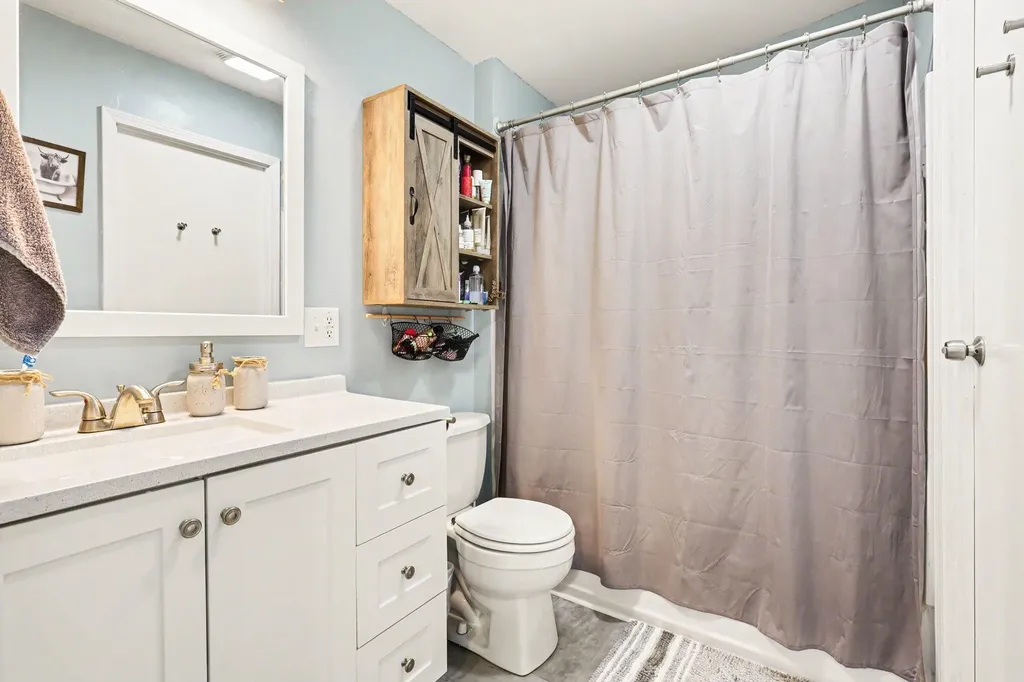 4595 Quebec Avenue SW Wyoming City MI 49519