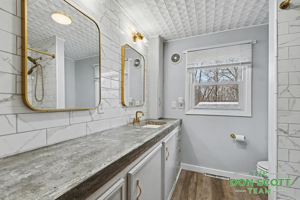 2589 Rector Avenue NE Algoma Township MI 49341