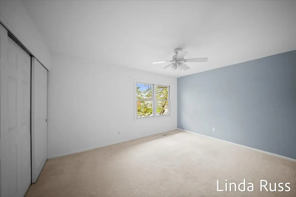 2440 E Collier Avenue SE Kentwood City MI 49546