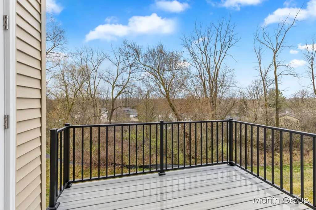 2213 Watertown Way NE Grand Rapids City MI 49505