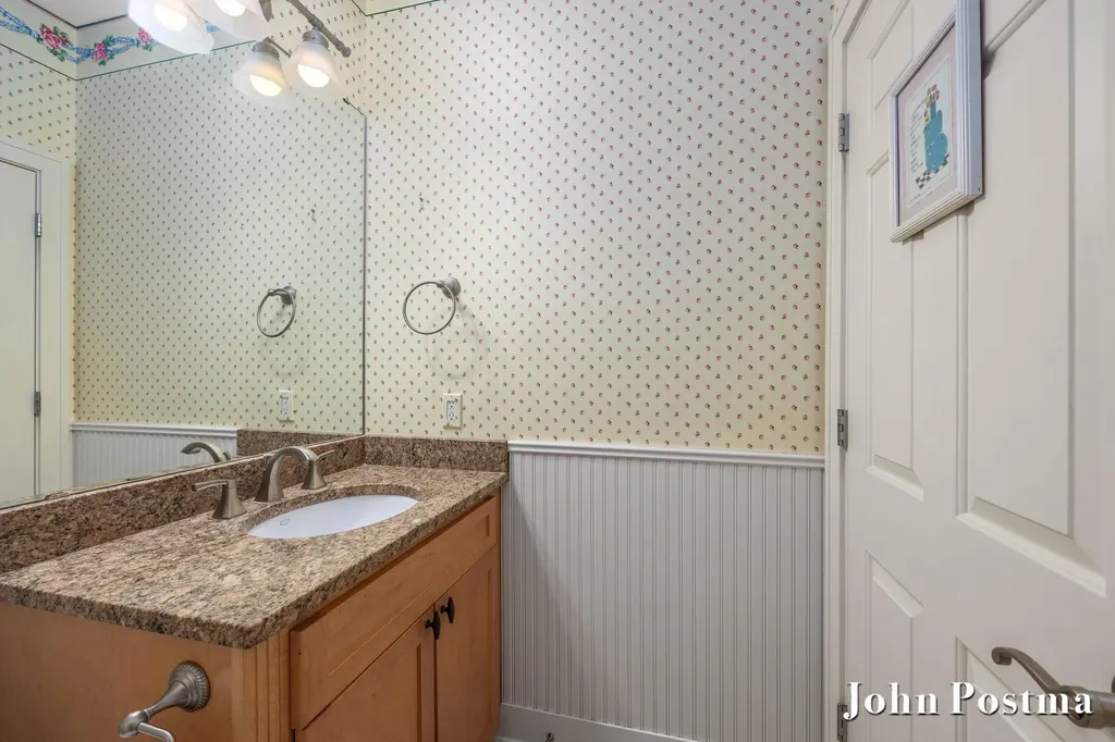 1365 Crystalaire Court SE Gaines Charter Township MI 49316