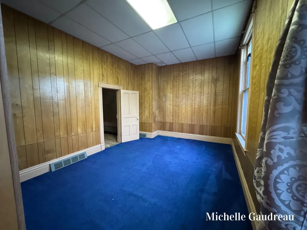 116 W Main Street SE Caledonia Village MI 49316