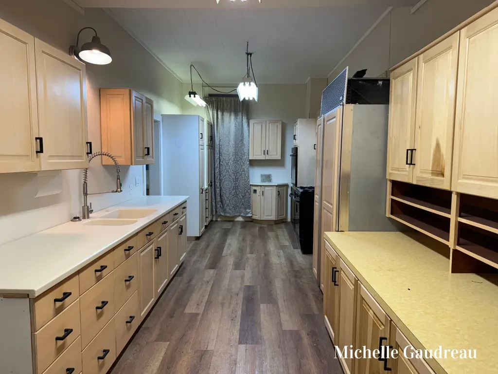 116 W Main Street SE Caledonia Village MI 49316