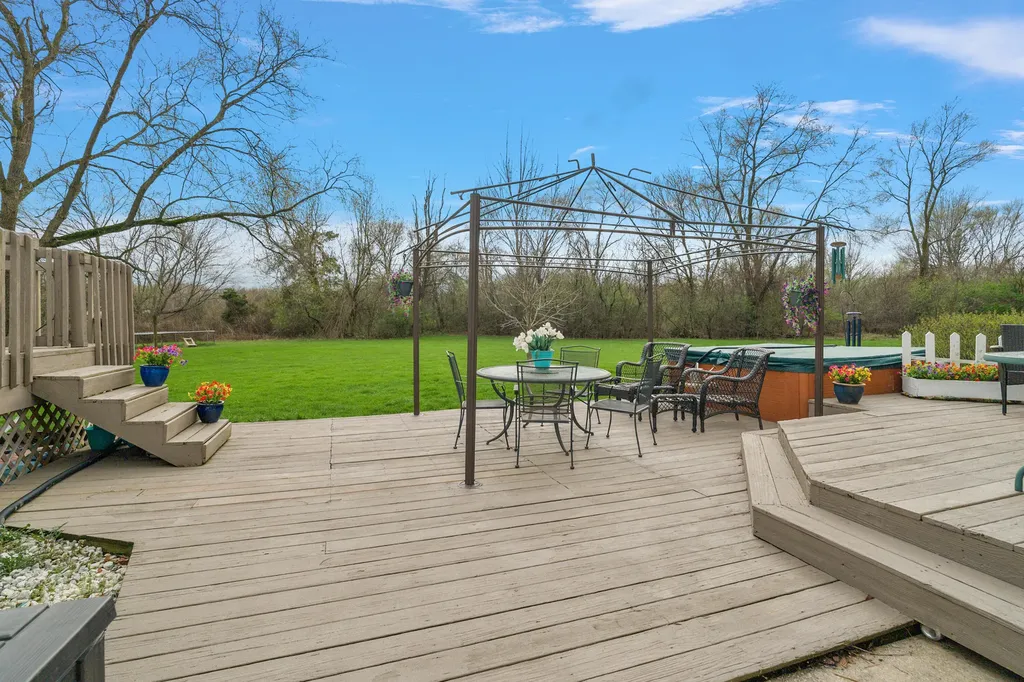 2772 60th Street SE Gaines Charter Township MI 49508