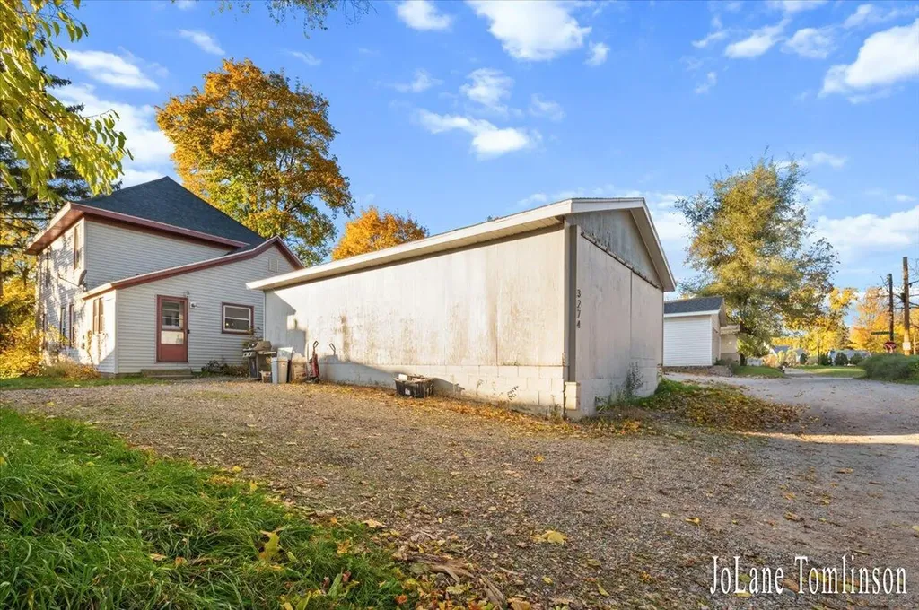 3274 Briggs Blvd Boulevard NE Grand Rapids City MI 49525