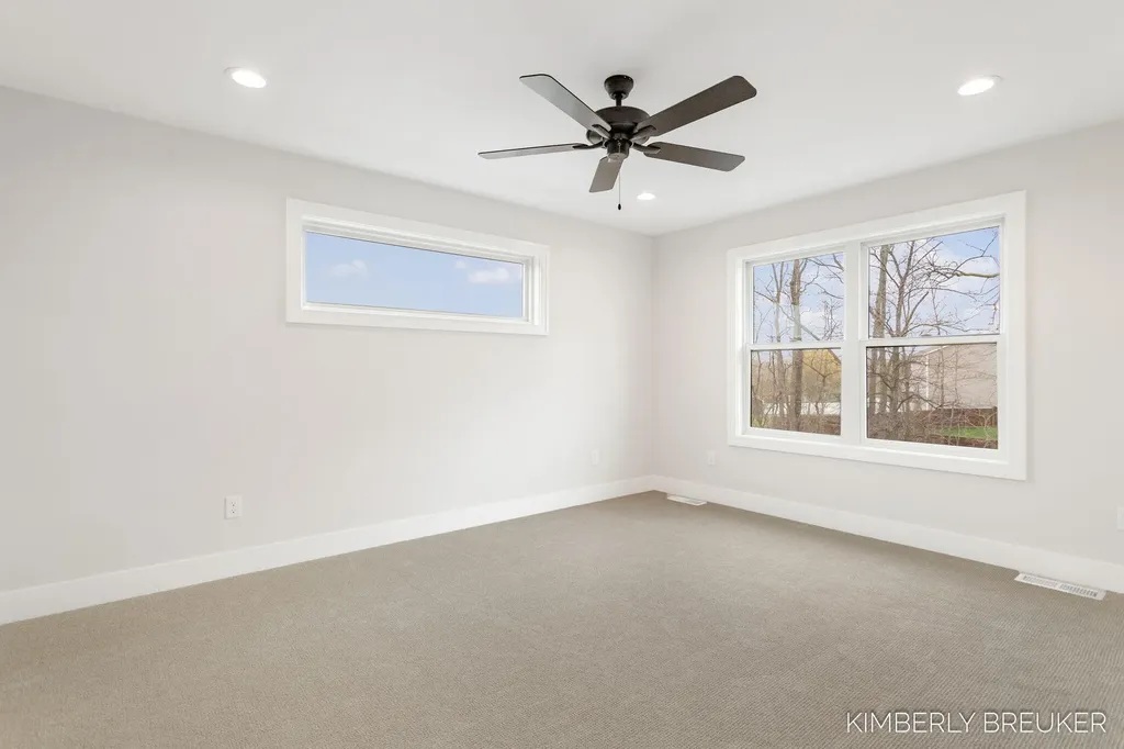 11792 Everett Avenue Allendale Charter Township MI 49401
