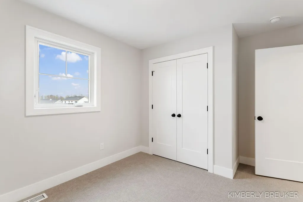 11792 Everett Avenue Allendale Charter Township MI 49401