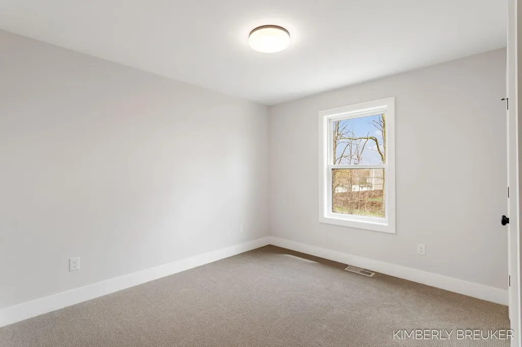 11792 Everett Avenue Allendale Charter Township MI 49401