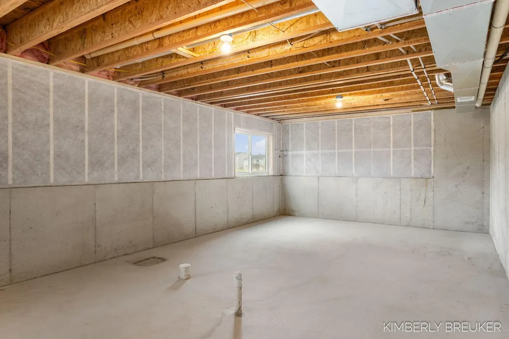 11792 Everett Avenue Allendale Charter Township MI 49401