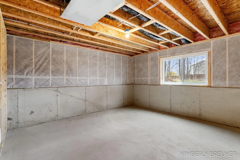11792 Everett Avenue Allendale Charter Township MI 49401