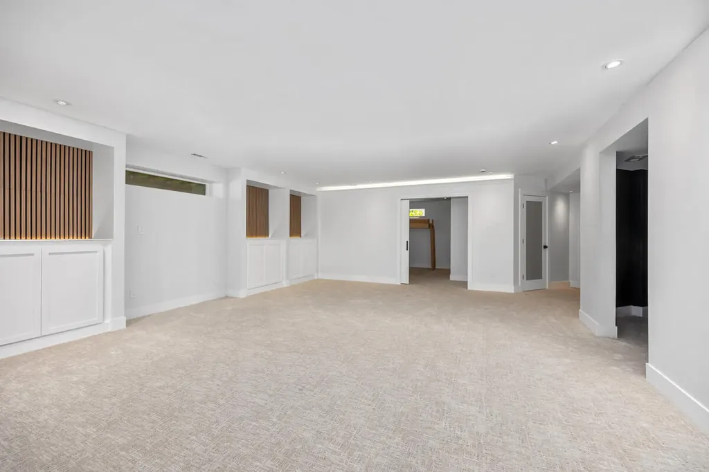323 Katie Drive Tallmadge Charter Township MI 49534
