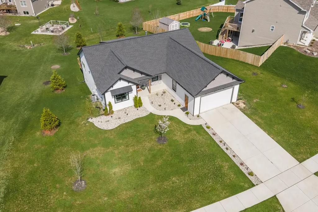 323 Katie Drive Tallmadge Charter Township MI 49534