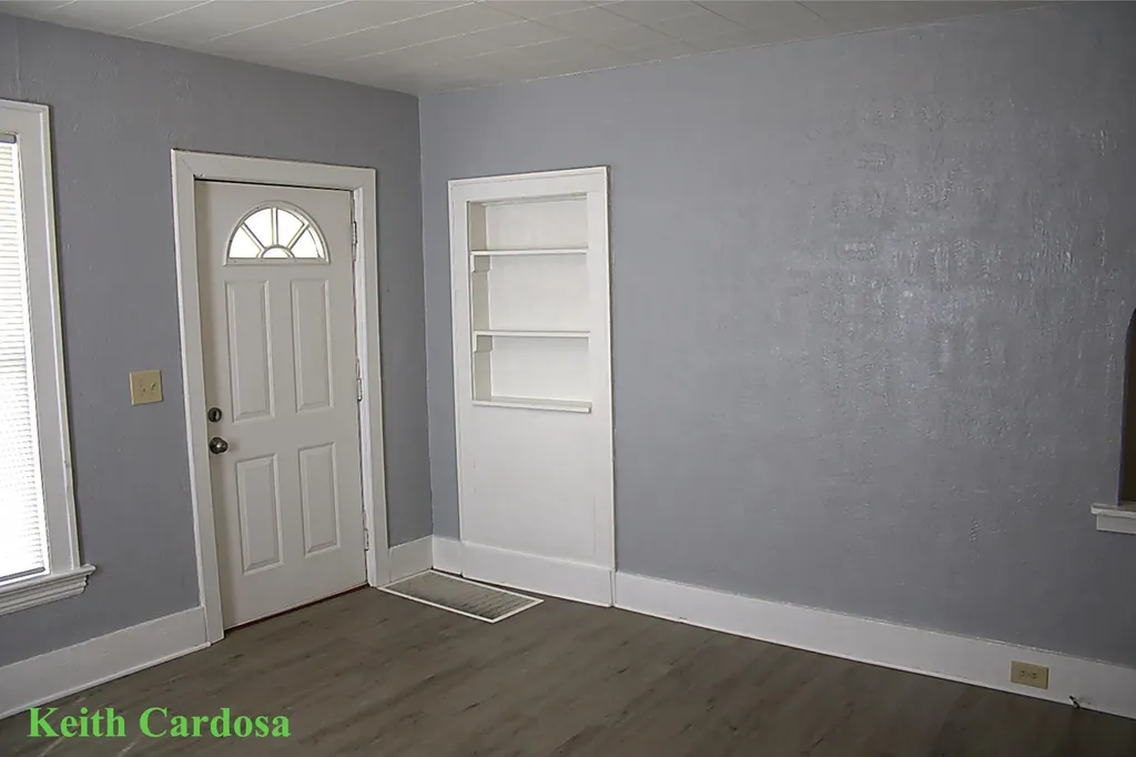 812 Park Street SW Grand Rapids City MI 49504