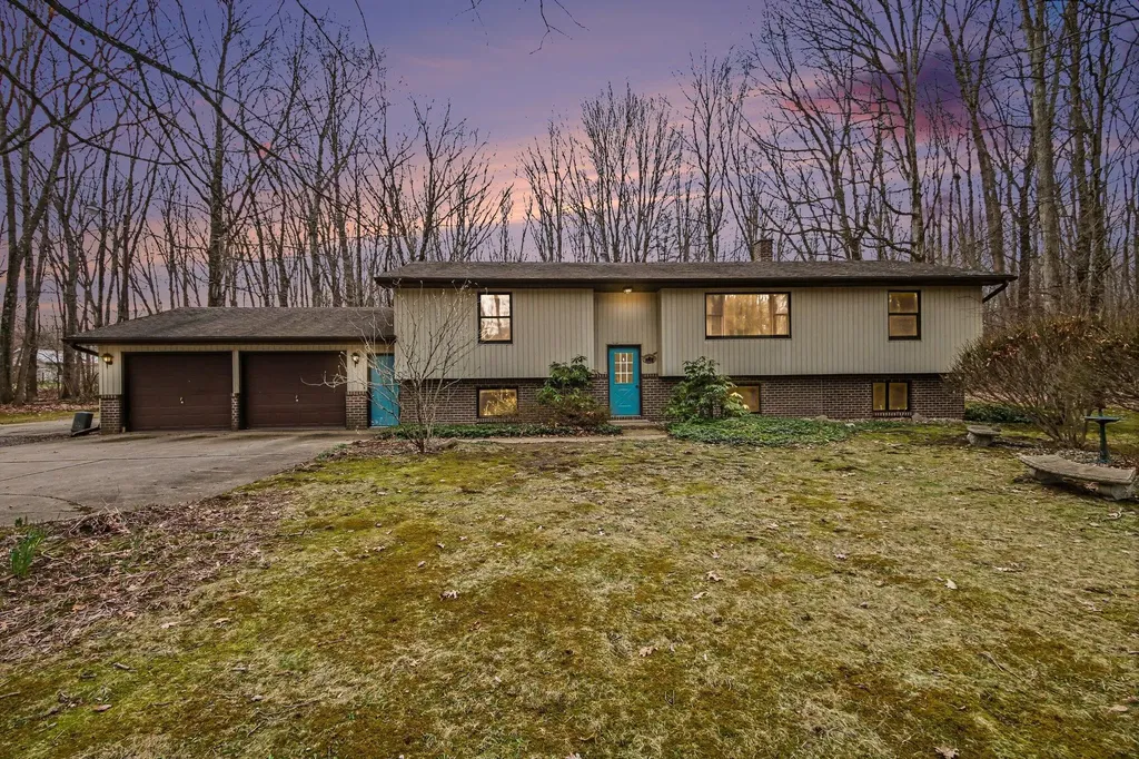 974 E 98th Street Unknown City MI 49327