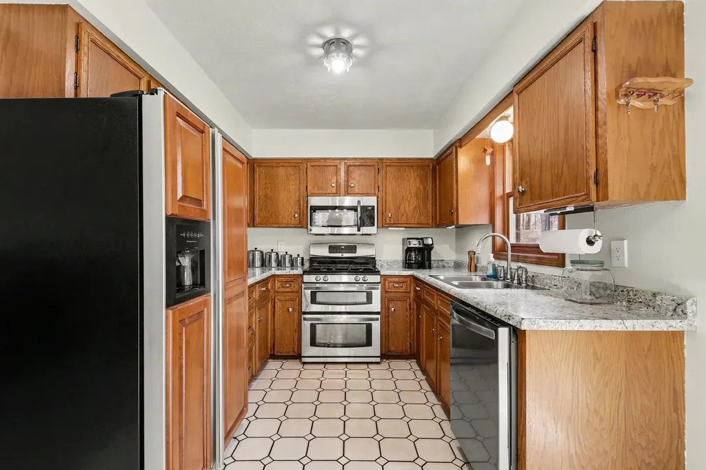 974 E 98th Street Unknown City MI 49327