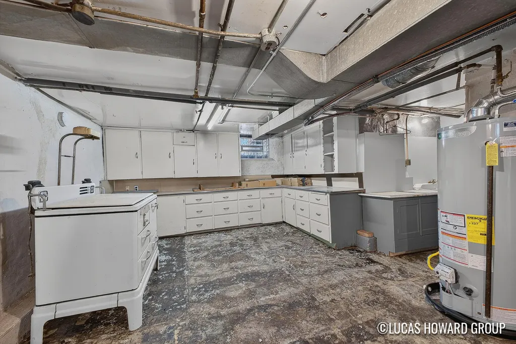 901 Second Street NW Grand Rapids City MI 49504