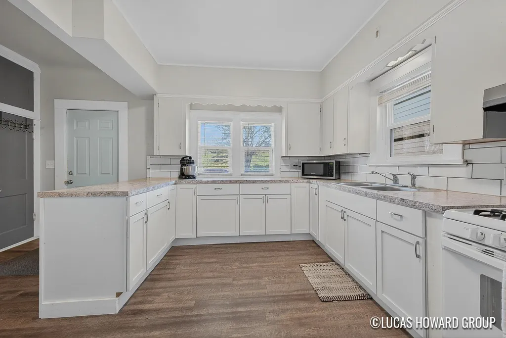 901 Second Street NW Grand Rapids City MI 49504