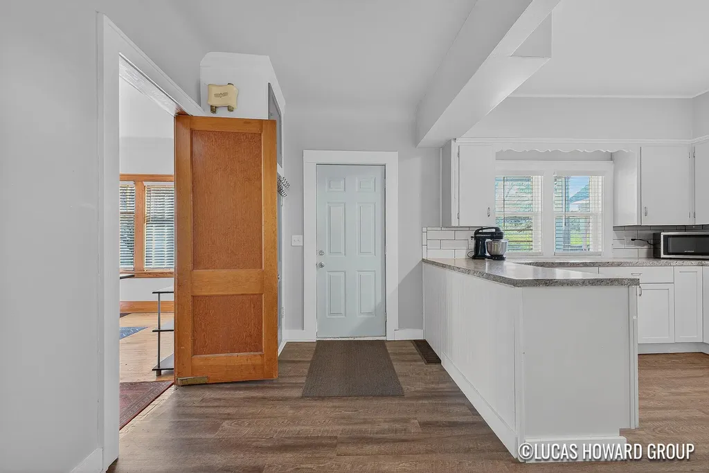 901 Second Street NW Grand Rapids City MI 49504
