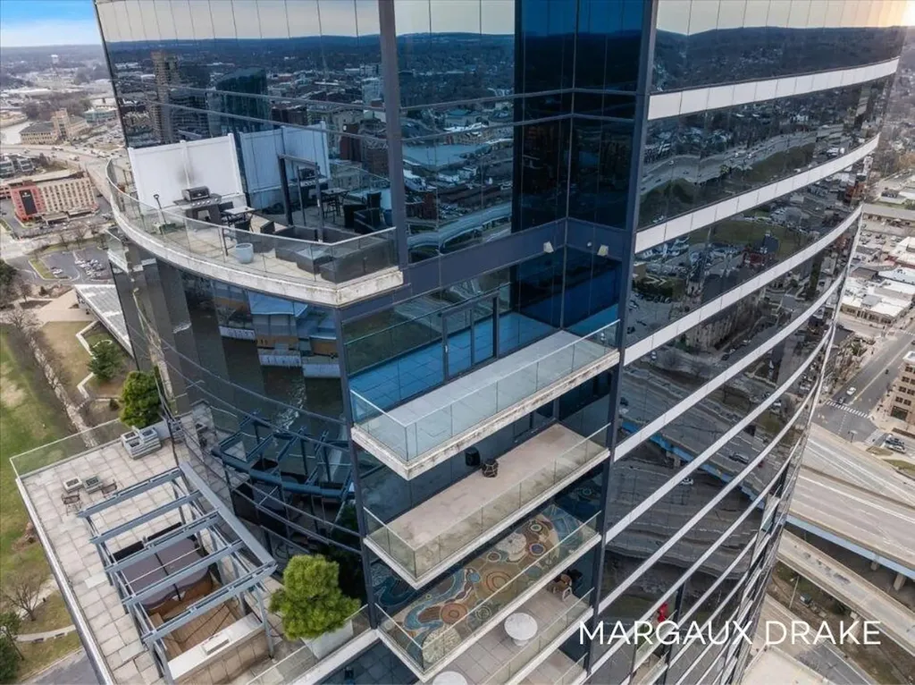 335 Bridge Street NW Grand Rapids City MI 49504