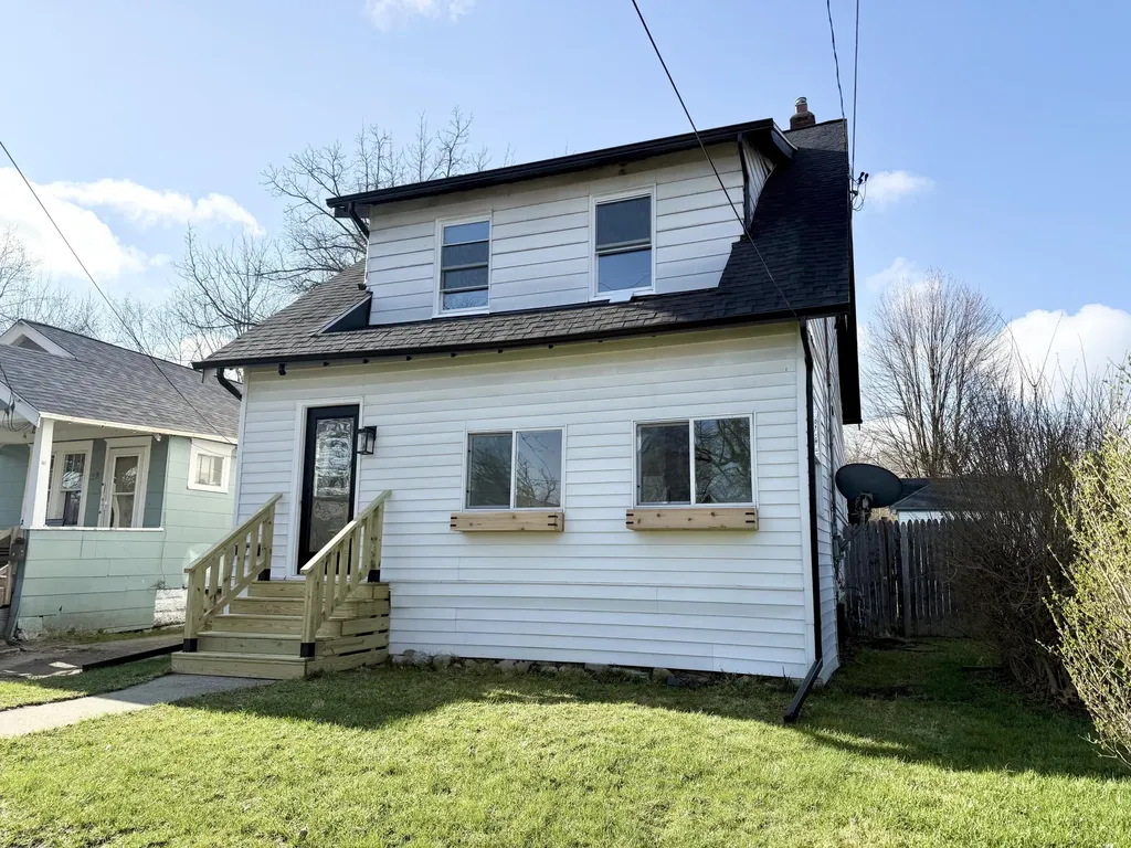 71 W Burnham Street W Battle Creek City MI 49015