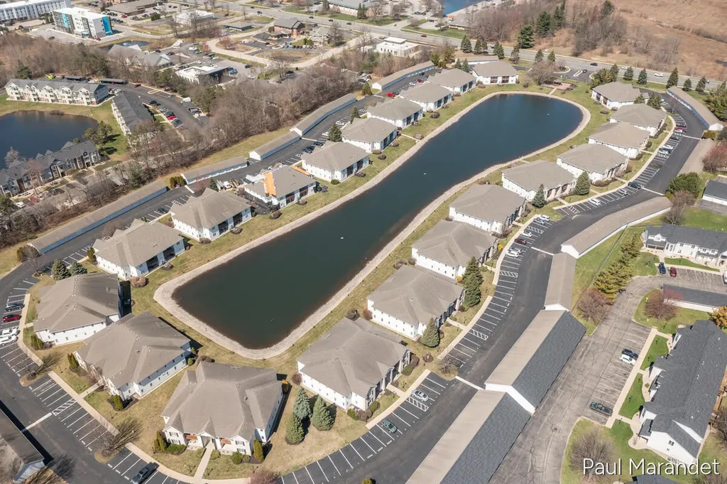 3170 W Crystal Waters Drive Holland Charter Township MI 49424