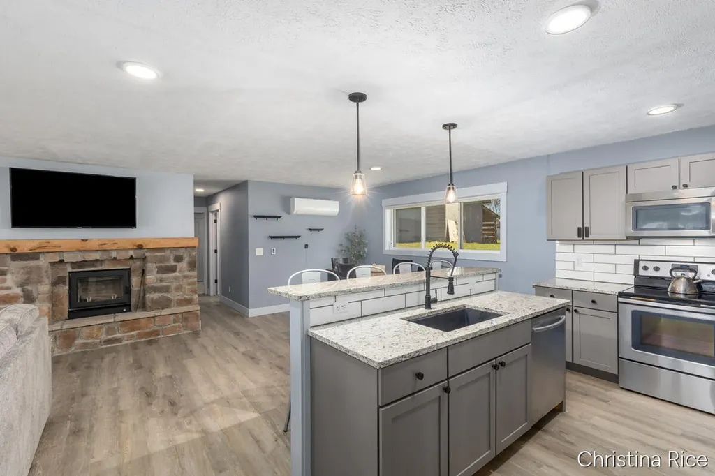 7200 Whitneyville Avenue SE Caledonia Township MI 49302
