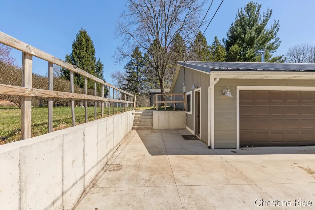7200 Whitneyville Avenue SE Caledonia Township MI 49302