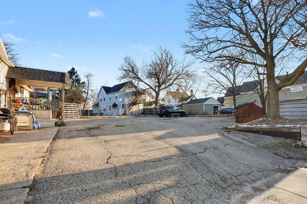 760 Butterworth Street SW Grand Rapids City MI 49504