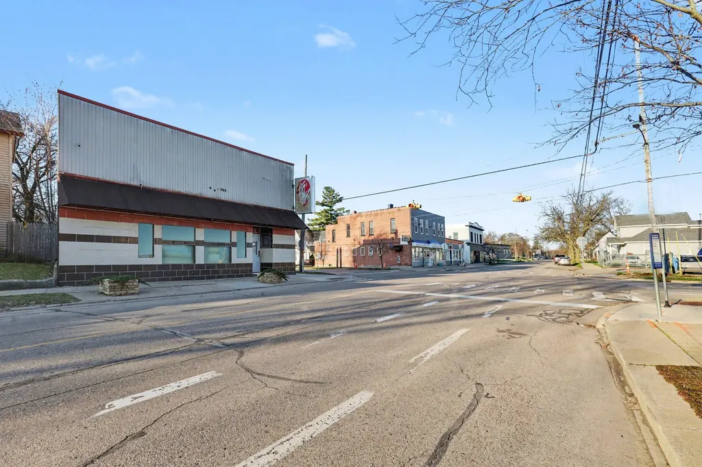 760 Butterworth Street SW Grand Rapids City MI 49504