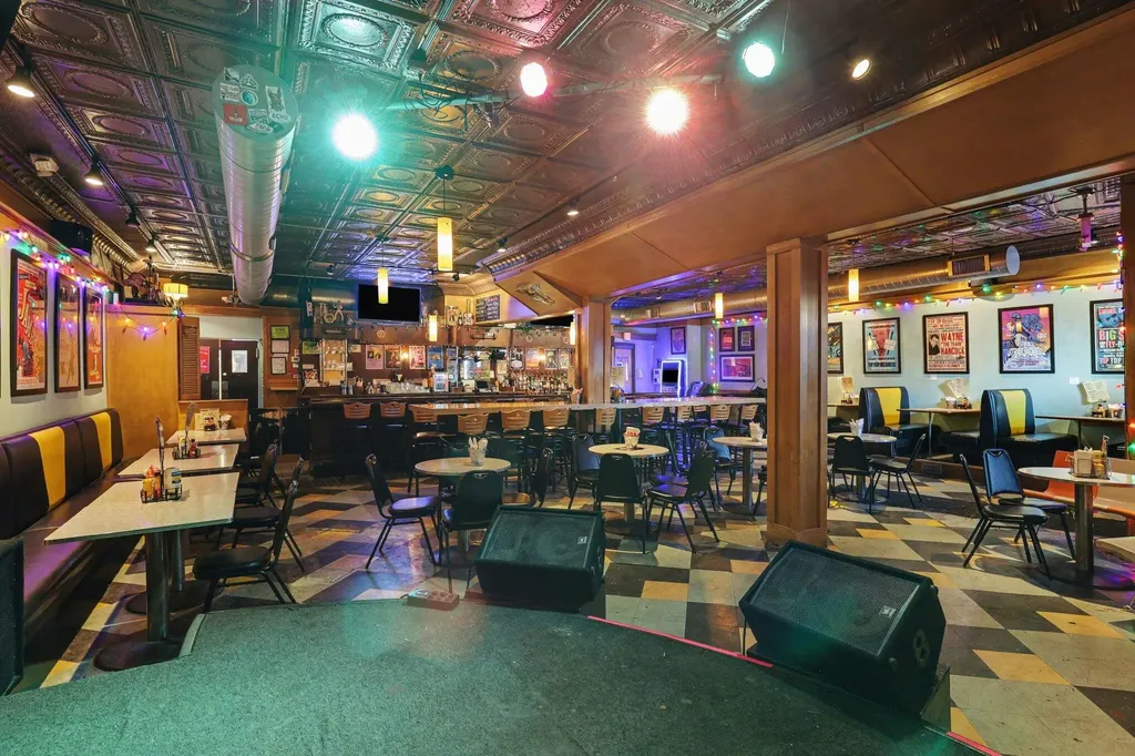 760 Butterworth Street SW Grand Rapids City MI 49504