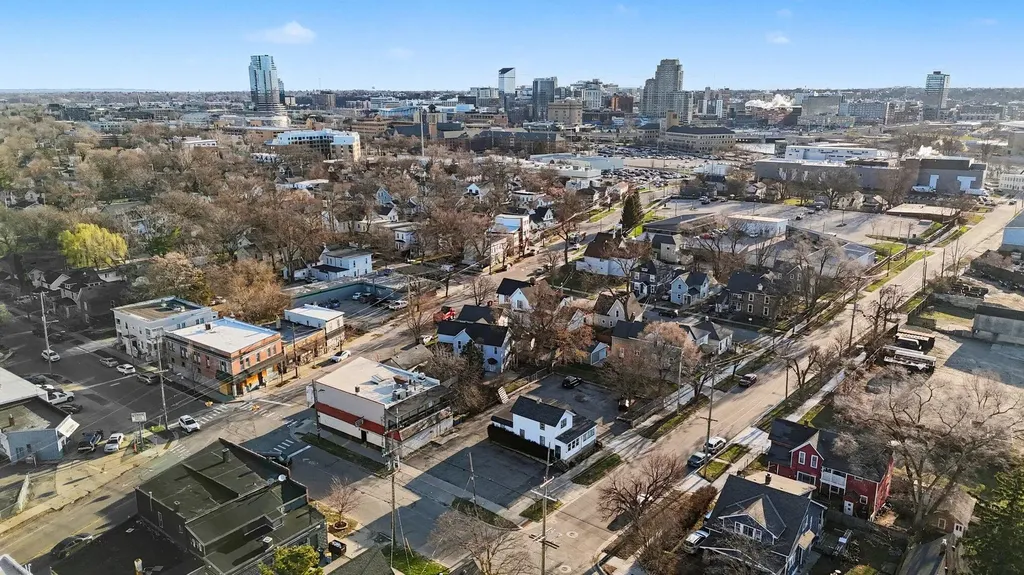 760 Butterworth Street SW Grand Rapids City MI 49504