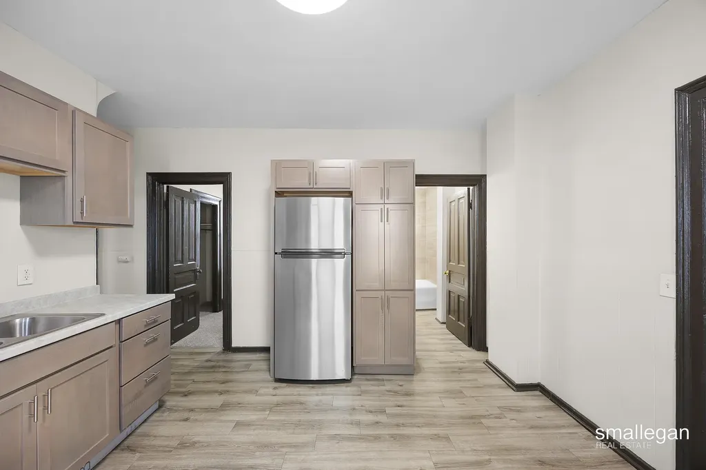 1010 Alpine Avenue NW Grand Rapids City MI 49504