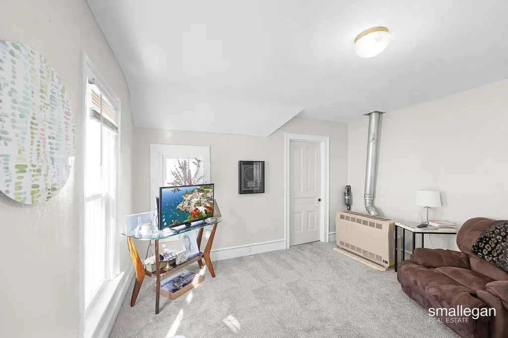 1010 Alpine Avenue NW Grand Rapids City MI 49504