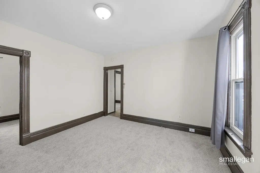 1010 Alpine Avenue NW Grand Rapids City MI 49504