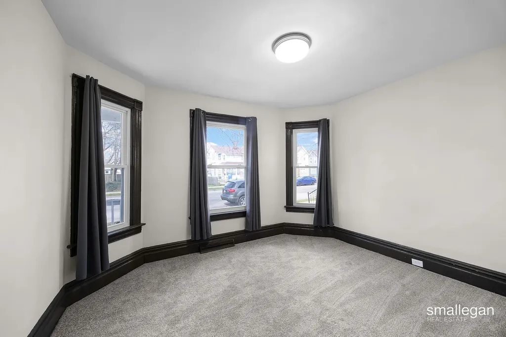1010 Alpine Avenue NW Grand Rapids City MI 49504