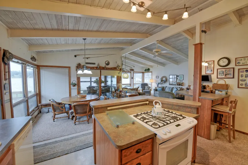 9471 Peninsula Drive Morton Township MI 49332