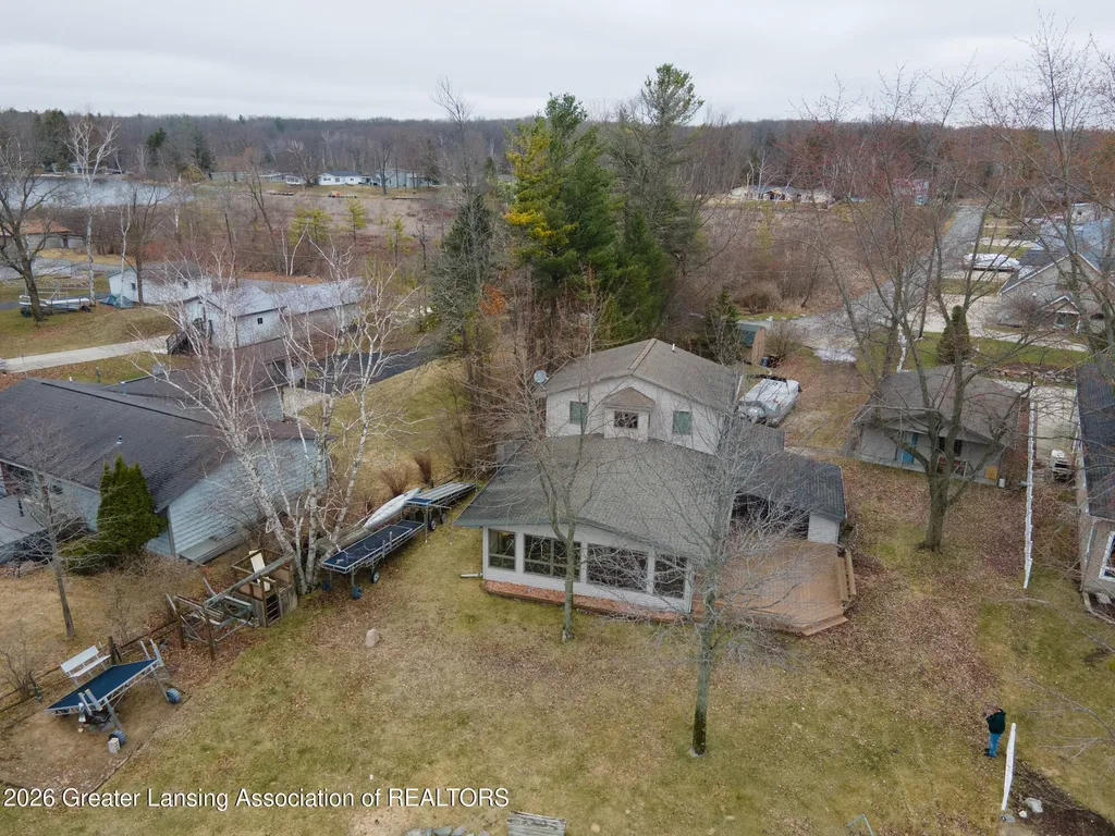 9471 Peninsula Drive Morton Township MI 49332