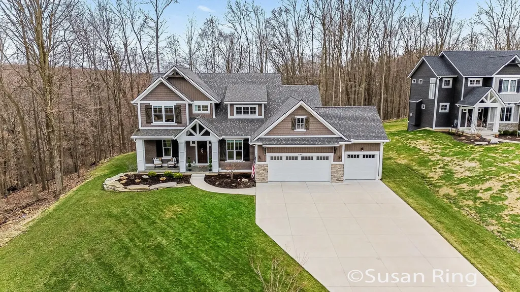 7290 Crossridge Drive SE Cascade Charter Township MI 49512